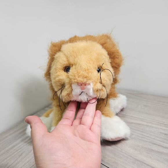 Tyco 1994 Kitty Kitty Jungle Lion Plush Stuffed Animal Purring Rattle Sound - Picture 1 of 9